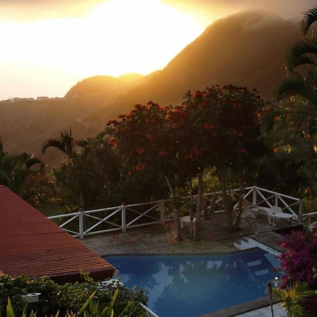 El Momo Cottages Windward Side Exteriör bild