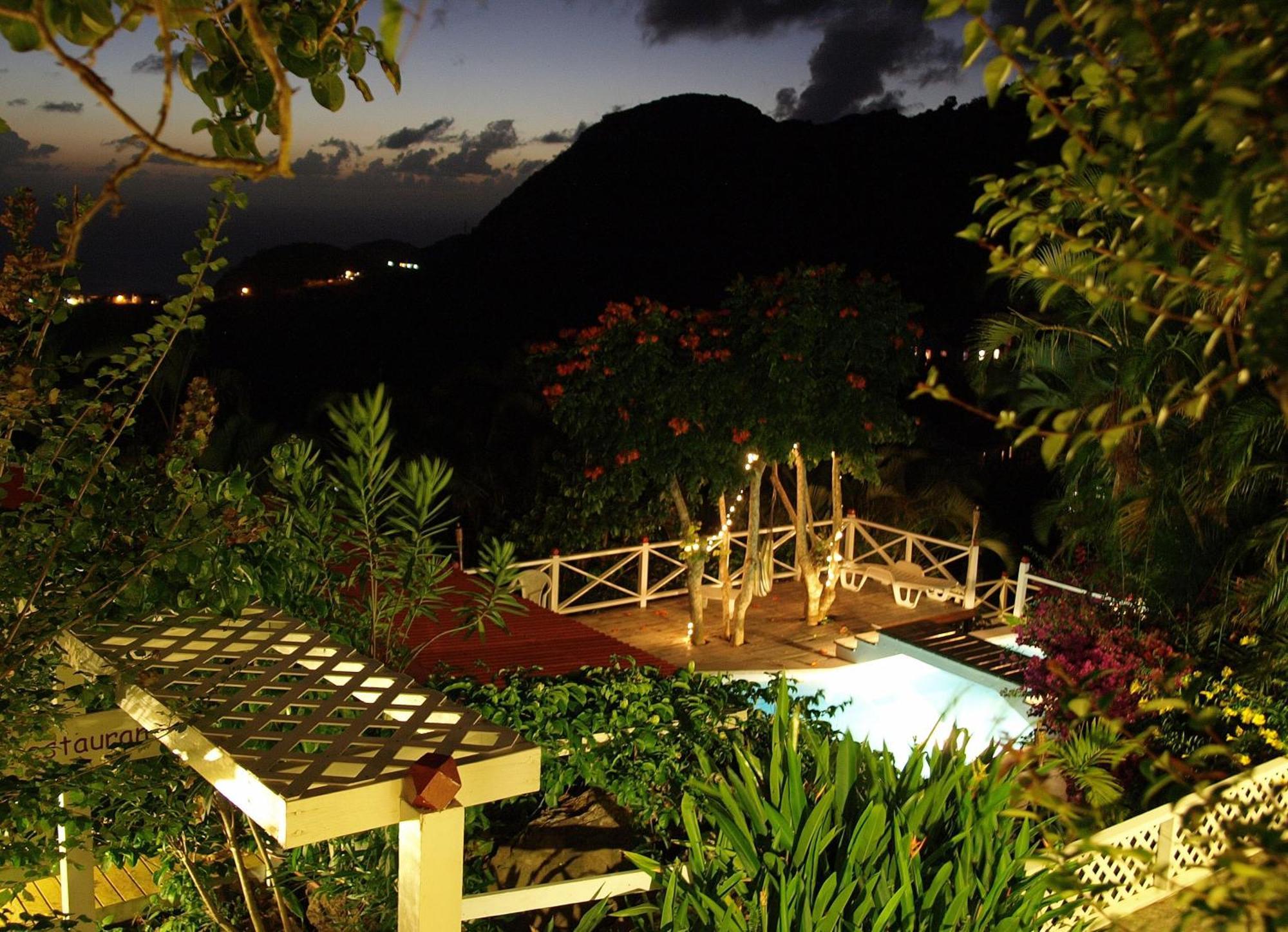 El Momo Cottages Windward Side Exteriör bild