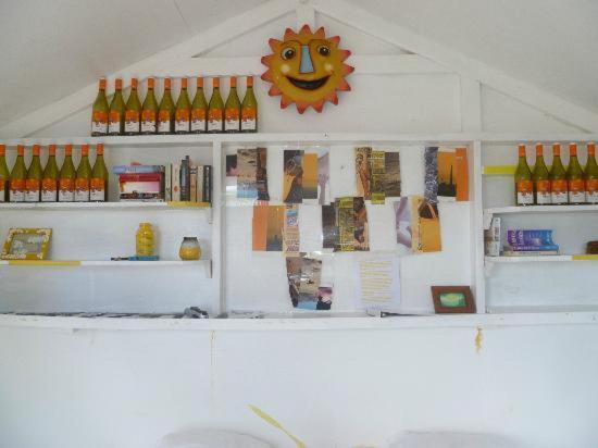 El Momo Cottages Windward Side Exteriör bild
