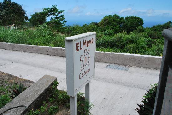 El Momo Cottages Windward Side Exteriör bild